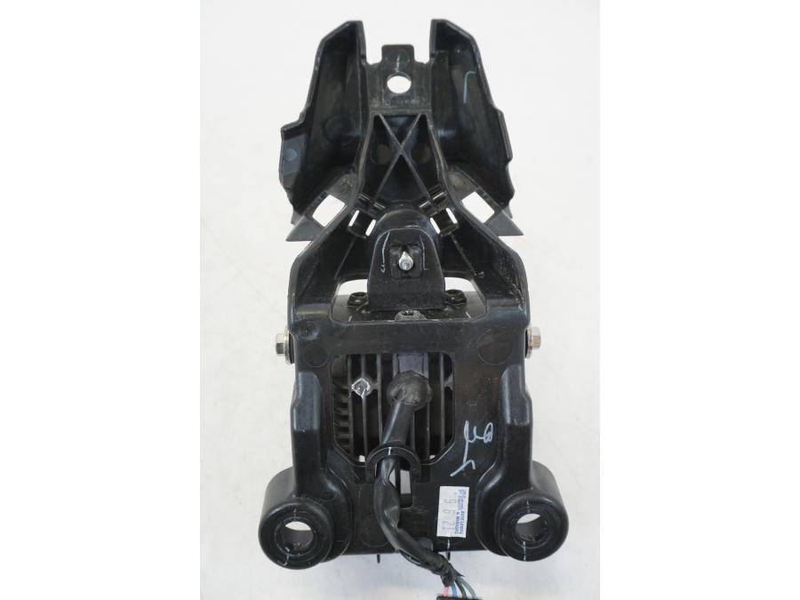 Extrabild4 på Strålkastare från en Yamaha MT-09 -2021 motorcykel.