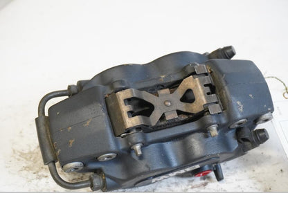 Höger sida på Bromsok från en BMW K 1200 LT -2004 motorcykel.