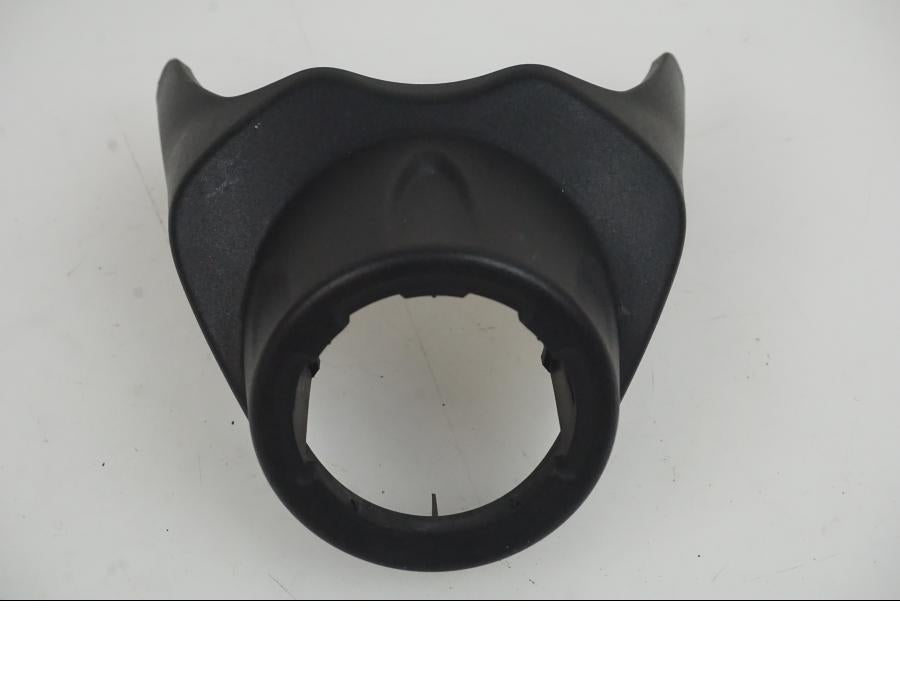 Vänster sida på Tändningslåskåpa från en BMW R Ninet -2017 motorcykel.