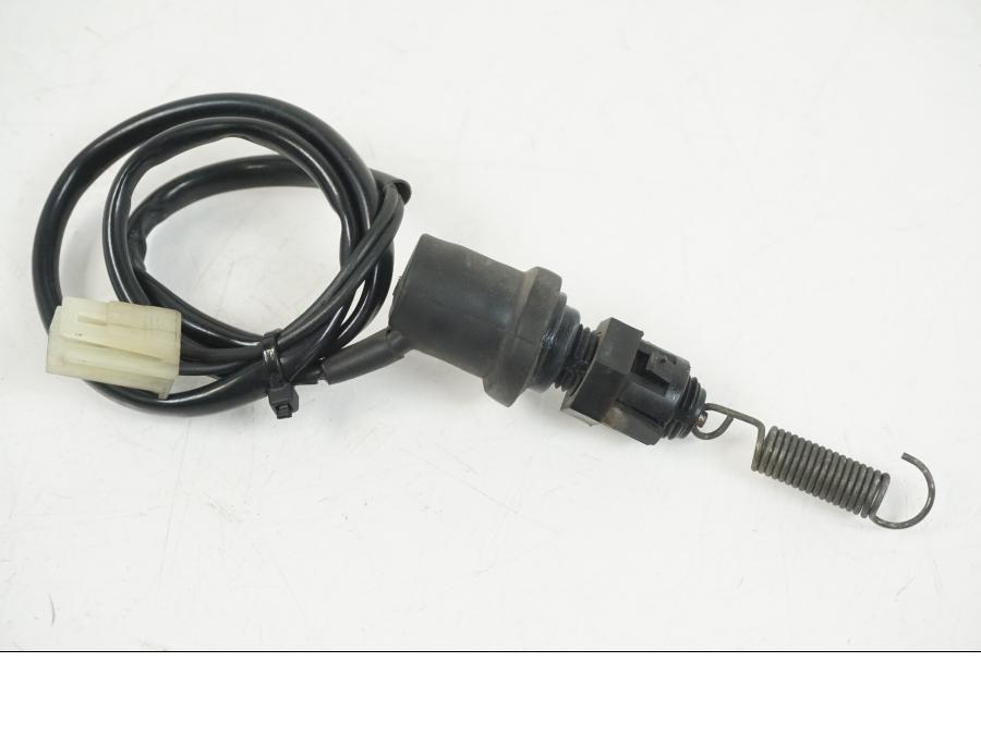 Framsidan på Bromsljuskontakt från en Yamaha XT 660 X -2005 motorcykel.