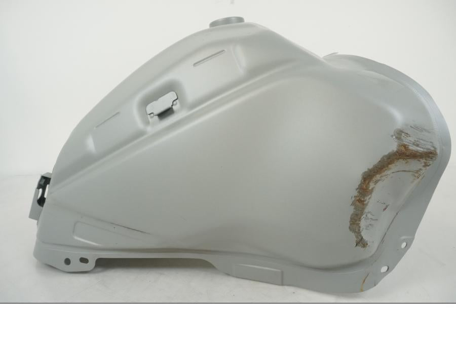 Baksidan på Bensintank från en Yamaha Tenere 700 -2020 motorcykel.