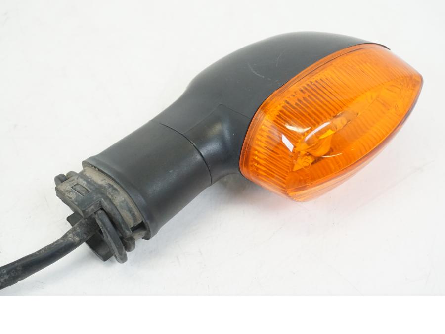 Baksidan på Blinkers från en Yamaha XT 1200 A -2010 motorcykel.