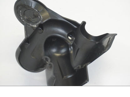 Vänster sida på Motorskyddskåpa från en Ducati Multistrada 1260 s -2020 motorcykel.