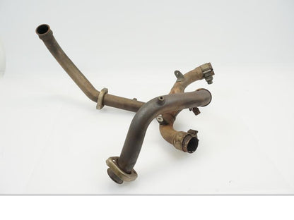 Baksidan på Grenrör från en Ducati Monster 620 -2004 motorcykel.