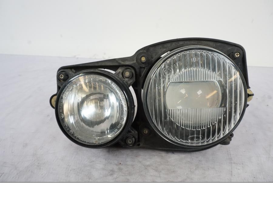 Framsidan på Strålkastarinsats från en BMW R 1150 GS -2002 motorcykel.