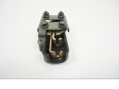 Extrabild1 på Sadellåsmekanism från en Yamaha YZF 1000 R1 -2002 motorcykel.