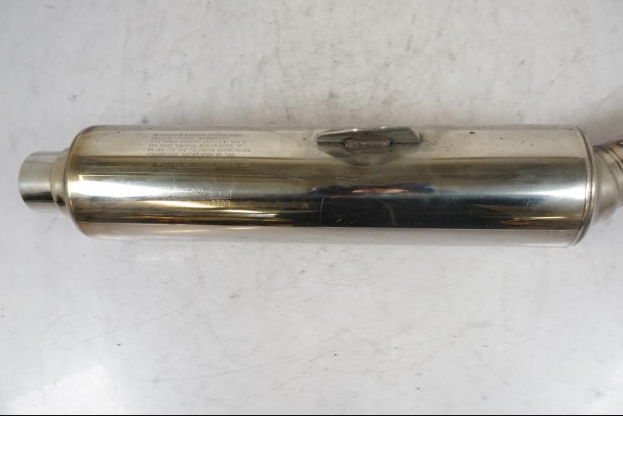 Snett uppifrån på Ljuddämpare från en Honda VTR 1000 F -1997 motorcykel.