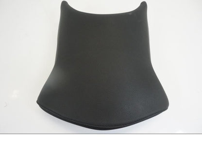 Höger sida på Sadel från en KTM RC 390 -2019 motorcykel.