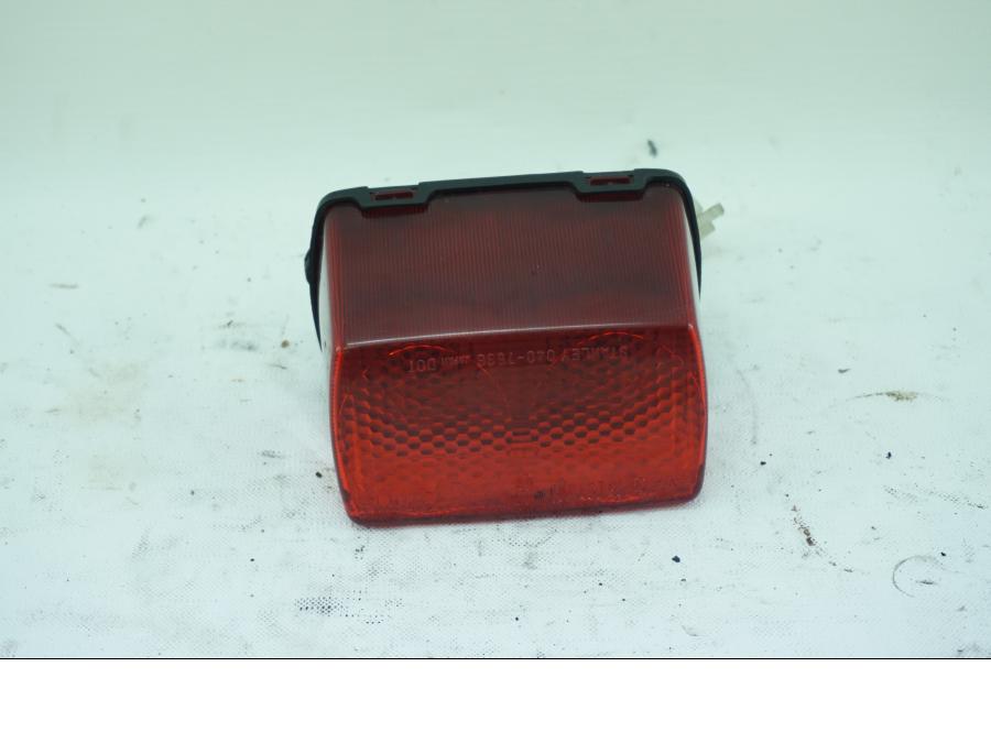 Framsidan på Baklampa från en Yamaha TRX 850 -1996 motorcykel.