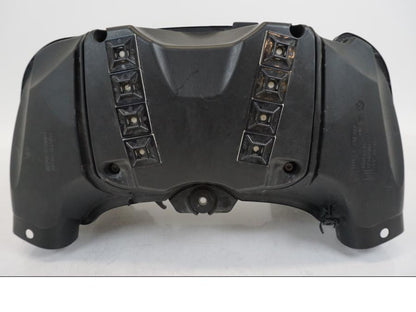 Snett uppifrån på Luftburk från en BMW R 1250 GS -2019 motorcykel.