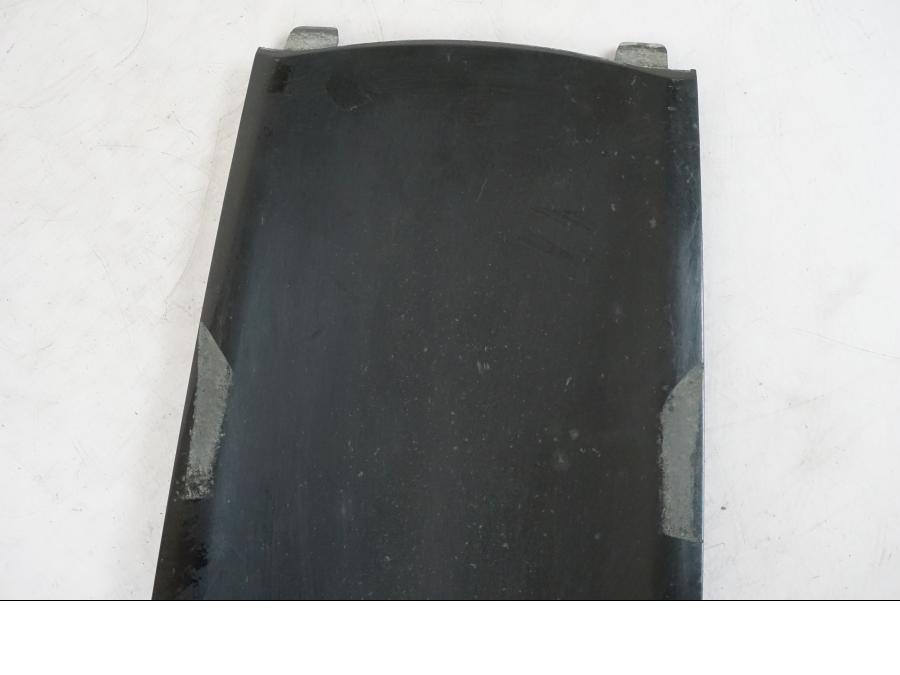 Vänster sida på Undertail från en Suzuki GSX-R 750 -2006 motorcykel.