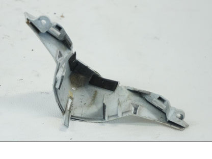 Vänster sida på Toppkåpa från en Yamaha YZF R6 -2006 motorcykel.