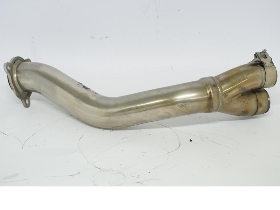 Framsidan på Mellanrör från en Honda CBR 900 RR -2002 motorcykel.