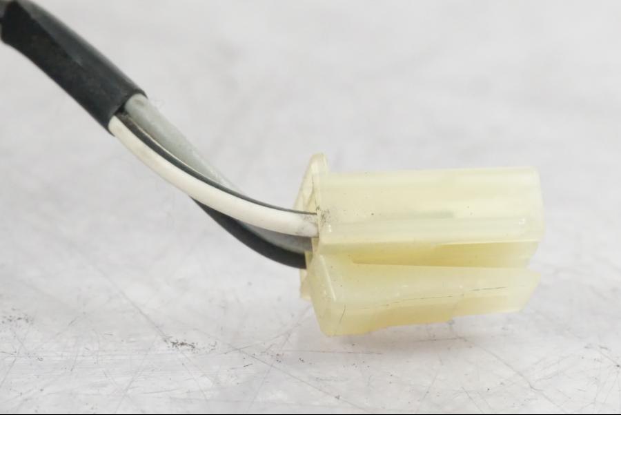 Vänster sida på Baklampa från en Suzuki GSF 1250 -2010 motorcykel.