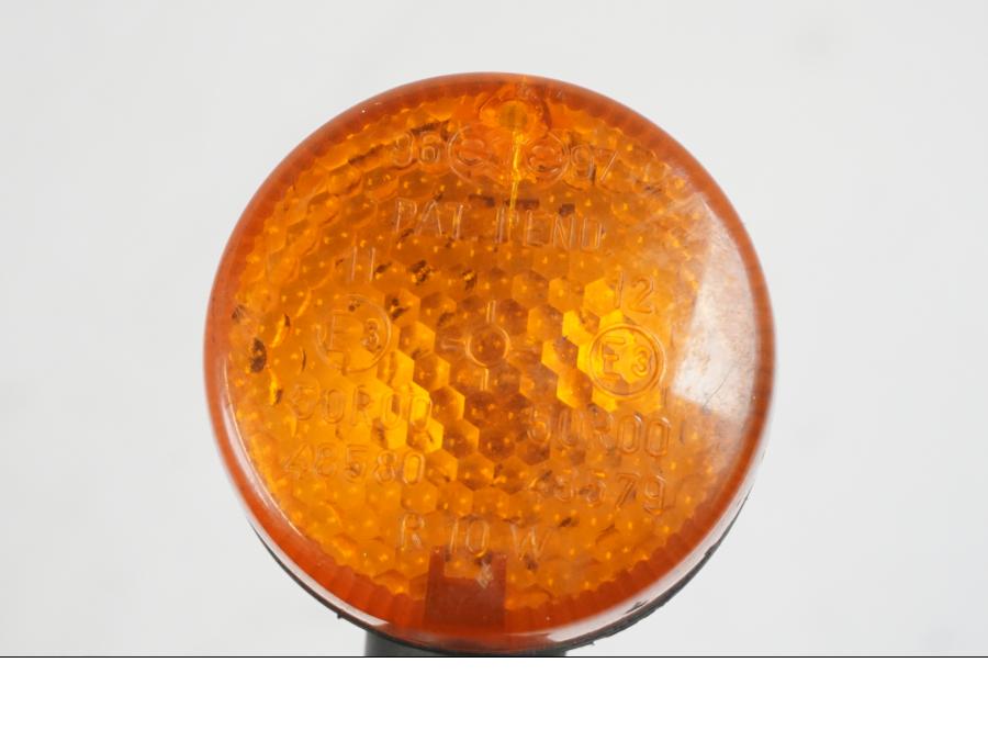 Extrabild2 på Blinkers från en Aprilia RS 125 -2000 motorcykel.