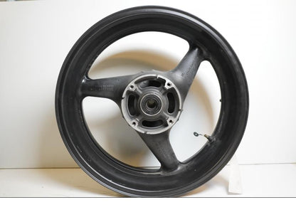 Extrabild1 på Fälg från en Honda CB 900 F Hornet -2002 motorcykel.