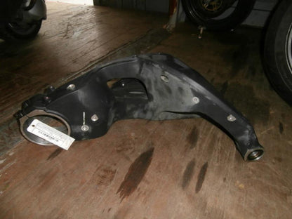 Baksidan på Sving från en Ducati Multistrada 1200 -2014 motorcykel.