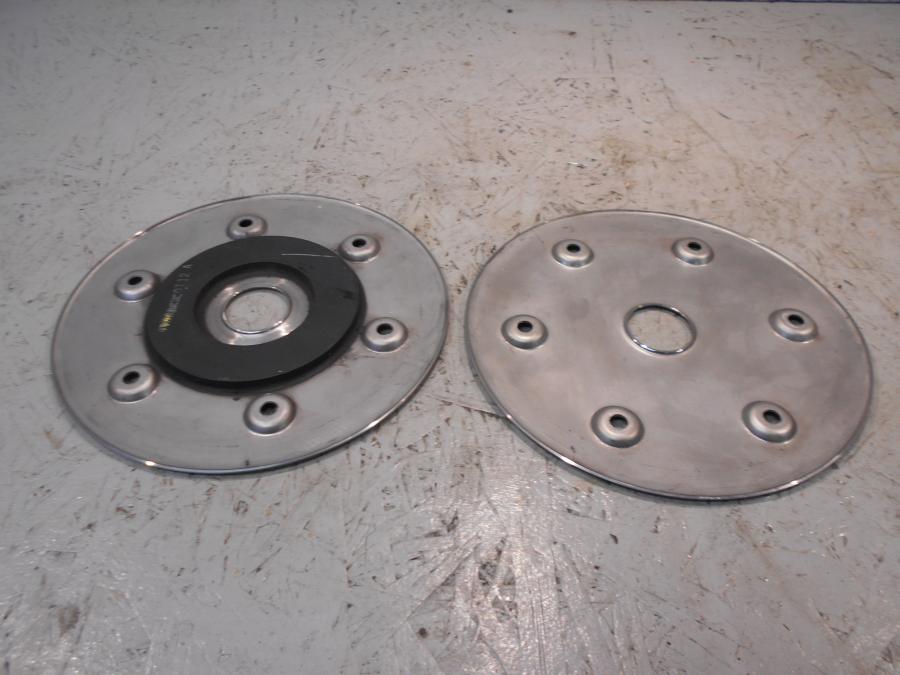 Baksidan på Bromsskivedekor från en Yamaha XV 1600 -2000 motorcykel.