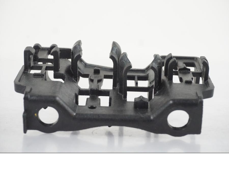 Baksidan på Plast från en KTM 390 Adventure -2021 motorcykel.