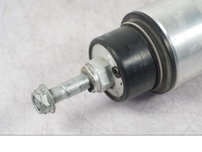 Vänster sida på Gaffelben från en BMW R 1200 GS -2005 motorcykel.