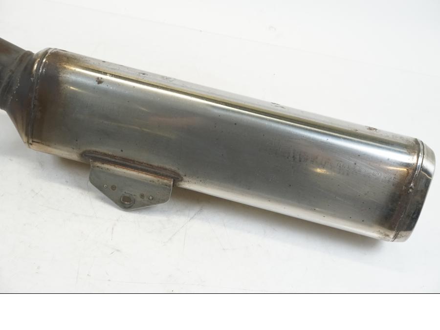 Extrabild2 på Ljuddämpare från en Honda ST 1300 -2002 motorcykel.