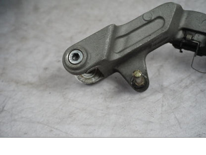 Snett uppifrån på Bromsoksfäste från en Honda CBR 1100 XX -2000 motorcykel.