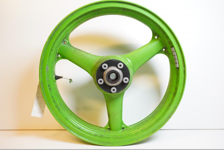 Framsidan på Fälg från en Kawasaki ZXR 400 -1992 motorcykel.