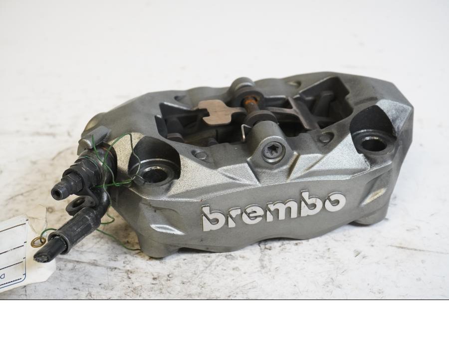 Framsidan på Bromsok från en Ducati Scrambler 800 -2016 motorcykel.
