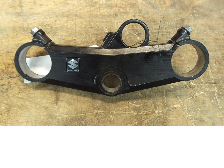 Framsidan på Gaffelkrona från en Suzuki SV 1000 -2004 motorcykel.