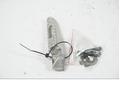 Baksidan på Fotpinne från en Honda CBR 1000 RR -2004 motorcykel.