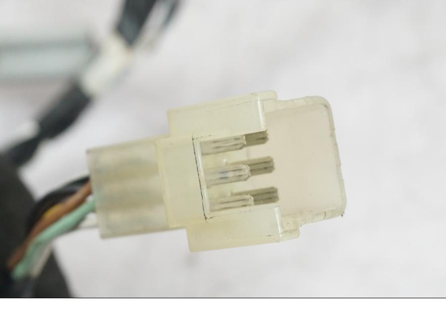 Extrabild3 på Kablage från en Suzuki GSX 1300 RX -1999 motorcykel.