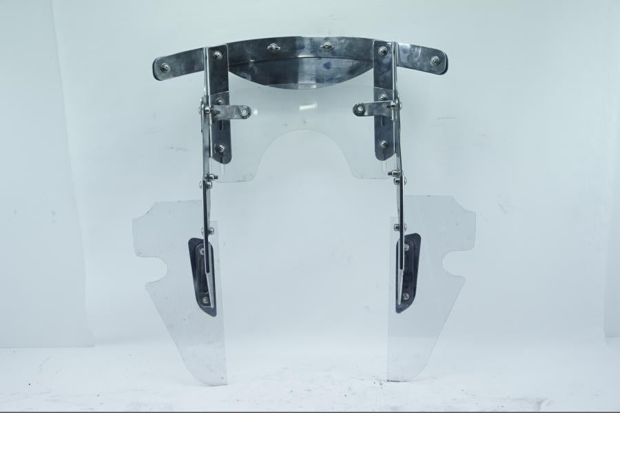 Baksidan på Vindrutefäste från en Kawasaki VN 1500 Classic Tourer -2001 motorcykel.