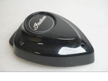 Framsidan på Tändspole Kåpa från en Indian Chieftain Dark Horse -2019 motorcykel.