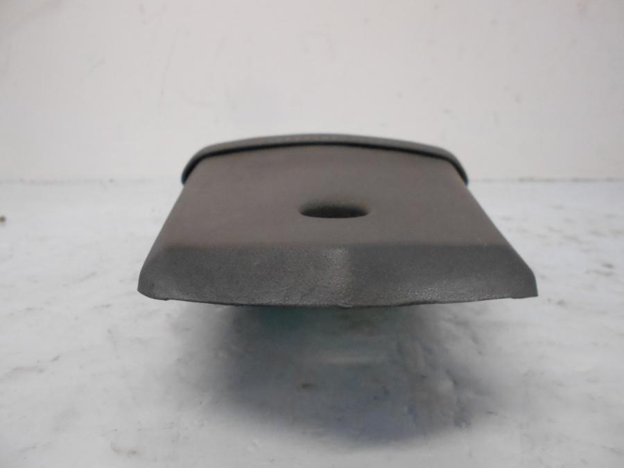 Snett uppifrån på Sadel från en Yamaha YZF-R 125 -2012 motorcykel.