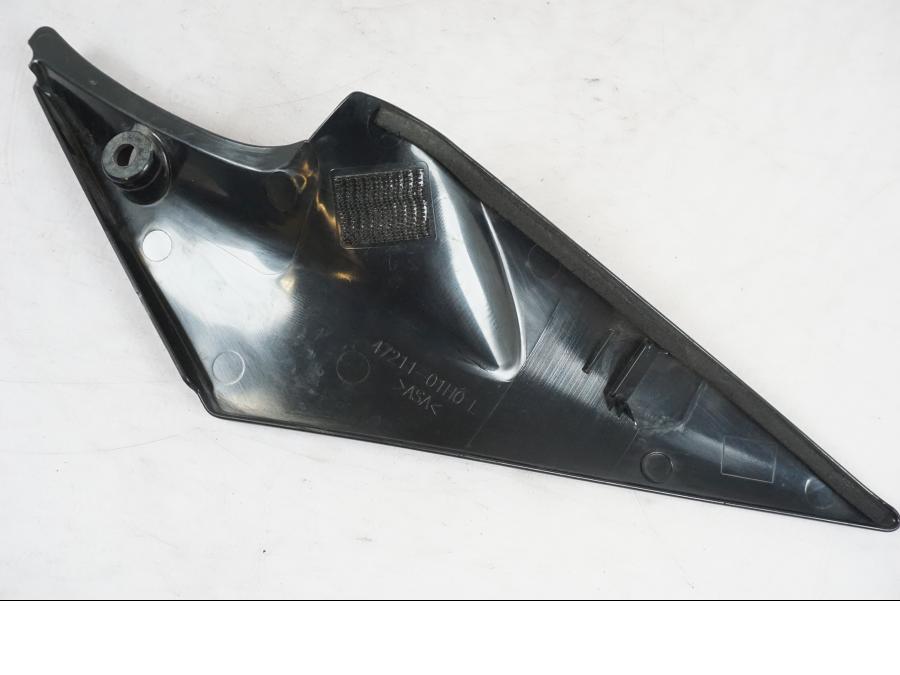 Höger sida på Sidopanel från en Suzuki GSX-R 750 -2006 motorcykel.