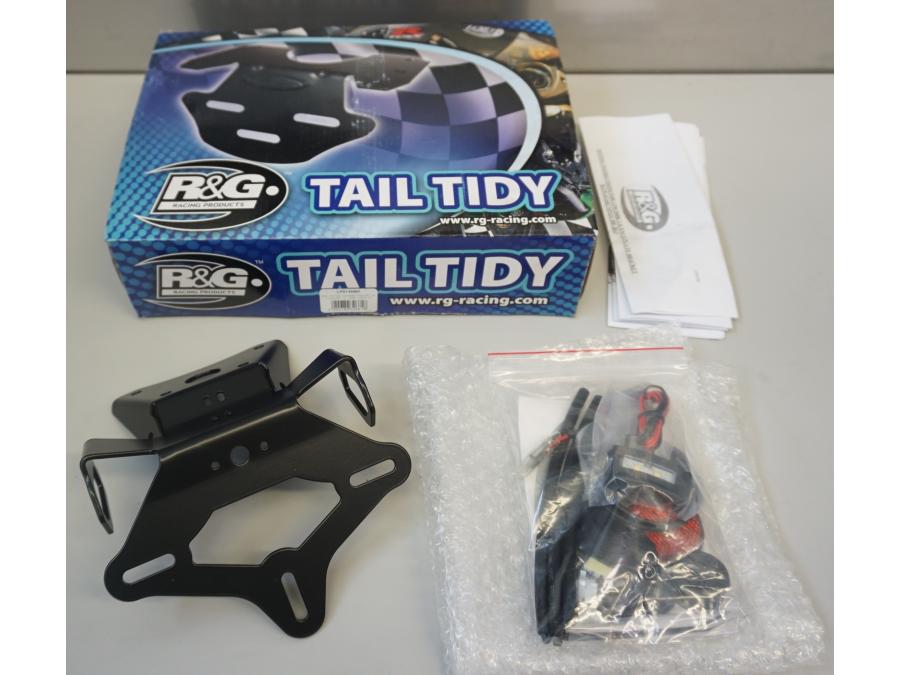 Framsidan på Skylthållare från en Kawasaki Ninja 300 -2015 motorcykel.