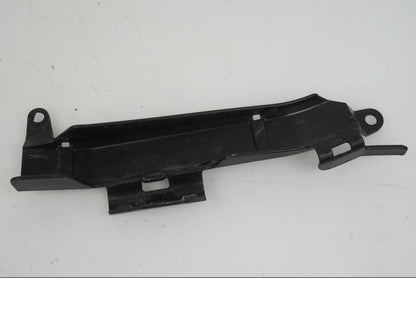 Höger sida på Kabelstam från en KTM 1290 Super Duke -2019 motorcykel.