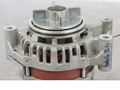 Baksidan på Generator från en BMW K 1600 GTL -2015 motorcykel.