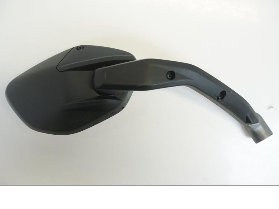 Baksidan på Backspegel från en Ducati Multistrada 1100 -2022 motorcykel.