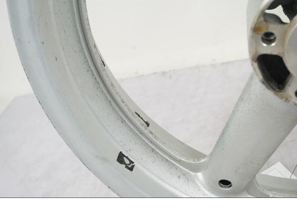 Extrabild1 på Fälg från en Suzuki SV 650 -1999 motorcykel.