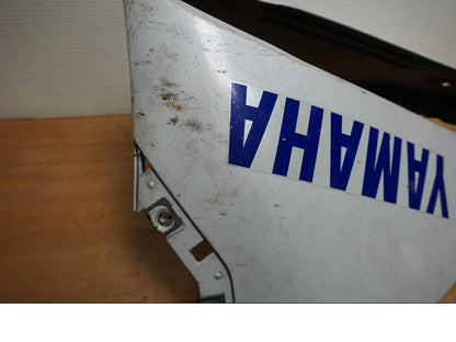 Baksidan på Magkåpa från en Yamaha YZF 1000 R1 -2010 motorcykel.