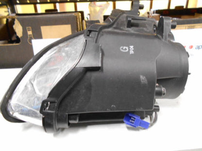 Höger sida på Strålkastare från en Yamaha YZF 1000 R1 -2007 motorcykel.