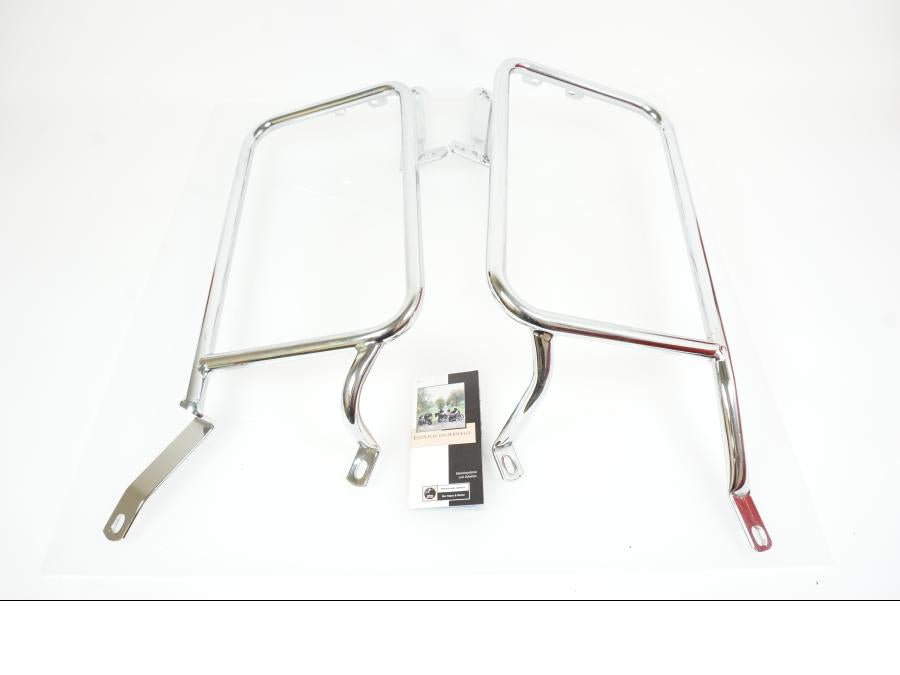 Framsidan på Sidoväskhållare från en BMW R 850 R -2002 motorcykel.