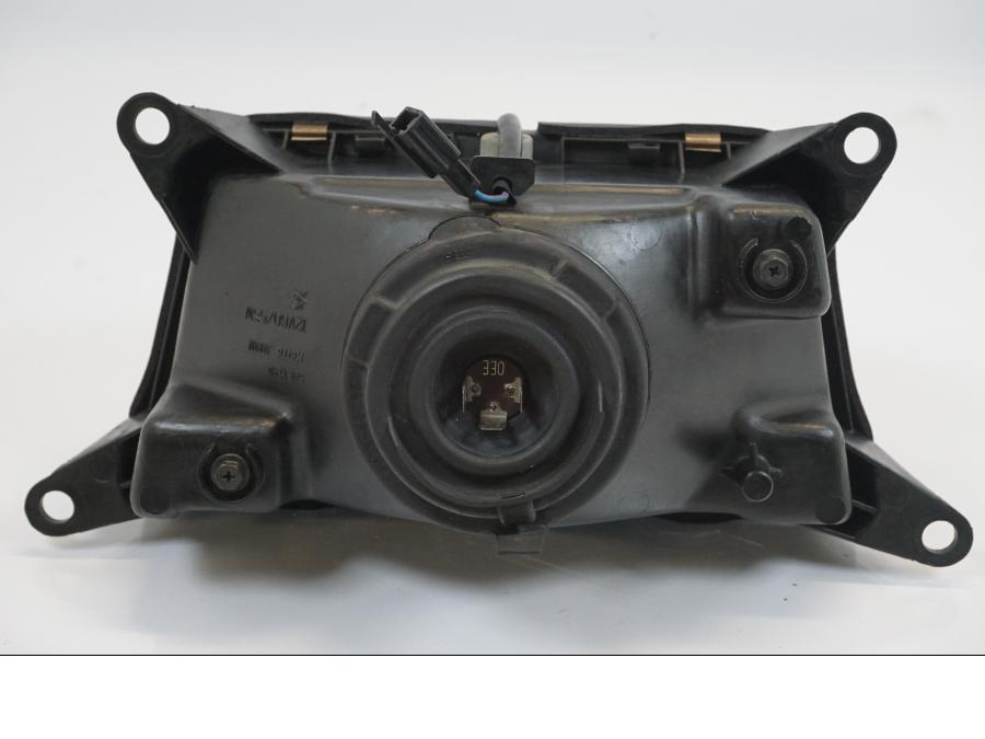 Snett nerifrån på Strålkastare från en Yamaha TRX 850 -1997 motorcykel.