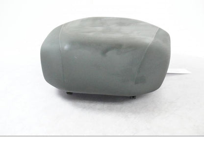 Snett nerifrån på Sadel från en BMW R 1250 GSA -2021 motorcykel.