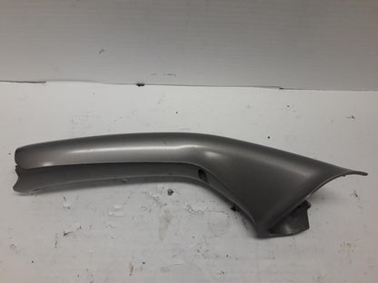 Baksidan på Styrkåpa från en BMW K 1200 LT -2006 motorcykel.