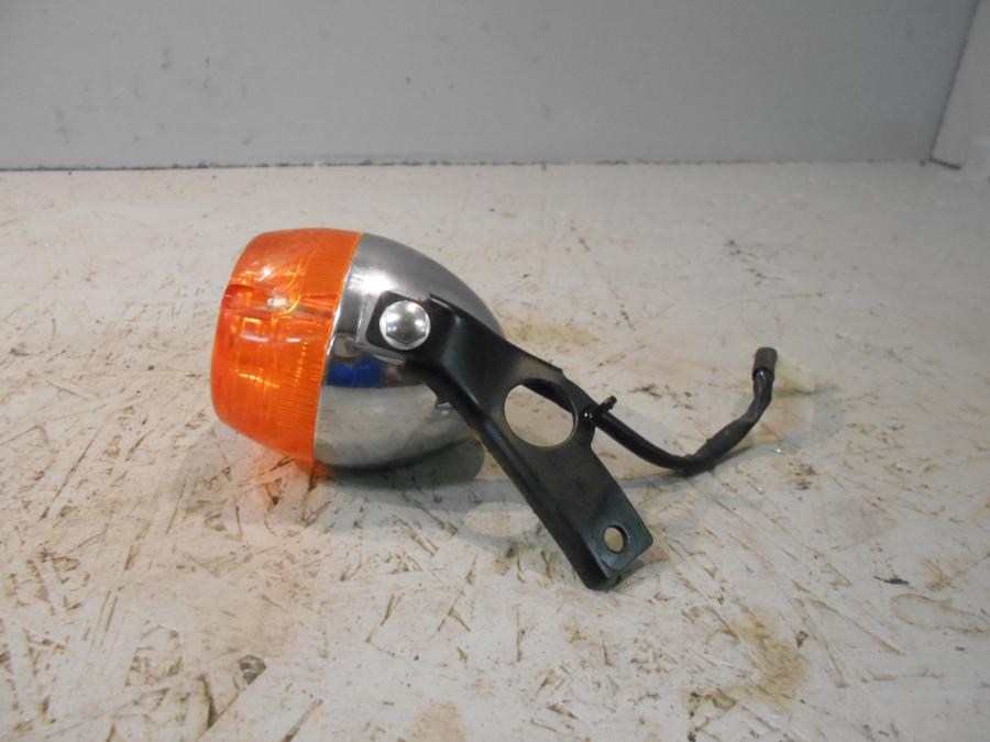 Höger sida på Blinkers från en Triumph Speedmaster -2010 motorcykel.