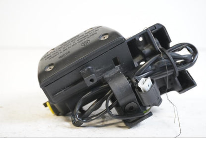 Höger sida på Bromshuvudcylinder från en BMW K 1200 LT -2004 motorcykel.