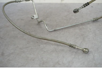 Höger sida på Bromsslang från en KTM 690 Duke -2008 motorcykel.