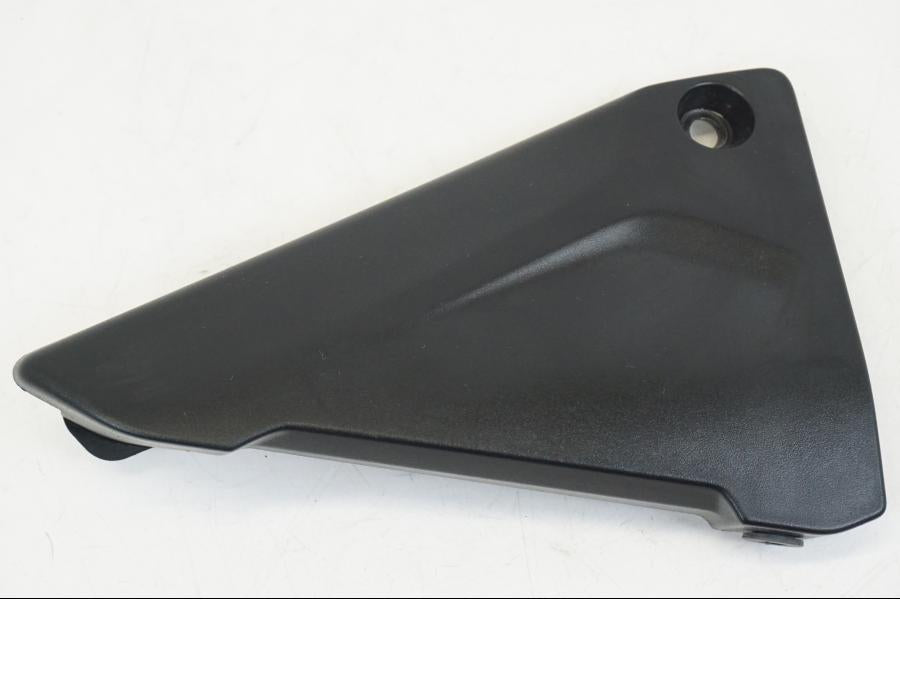 Framsidan på Sidkåpa från en BMW R 1250 GS -2019 motorcykel.